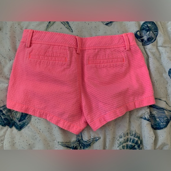 EUC Lilly Pulitzer The Walsh short size 8 - Picture 5 of 6